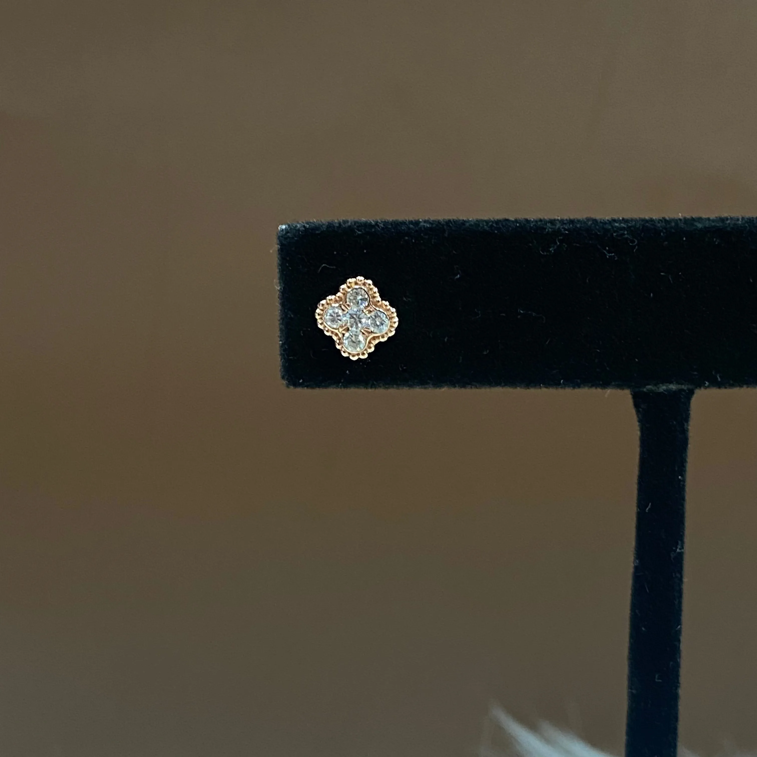 14K Rose Gold Diamond Flower Stud Earrings 0.25Ct / 2.2gr