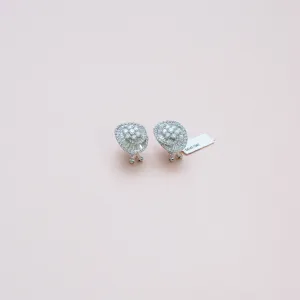 18K White Gold Diamond Flower Stud Earrings Ct Dia / 13.5gr