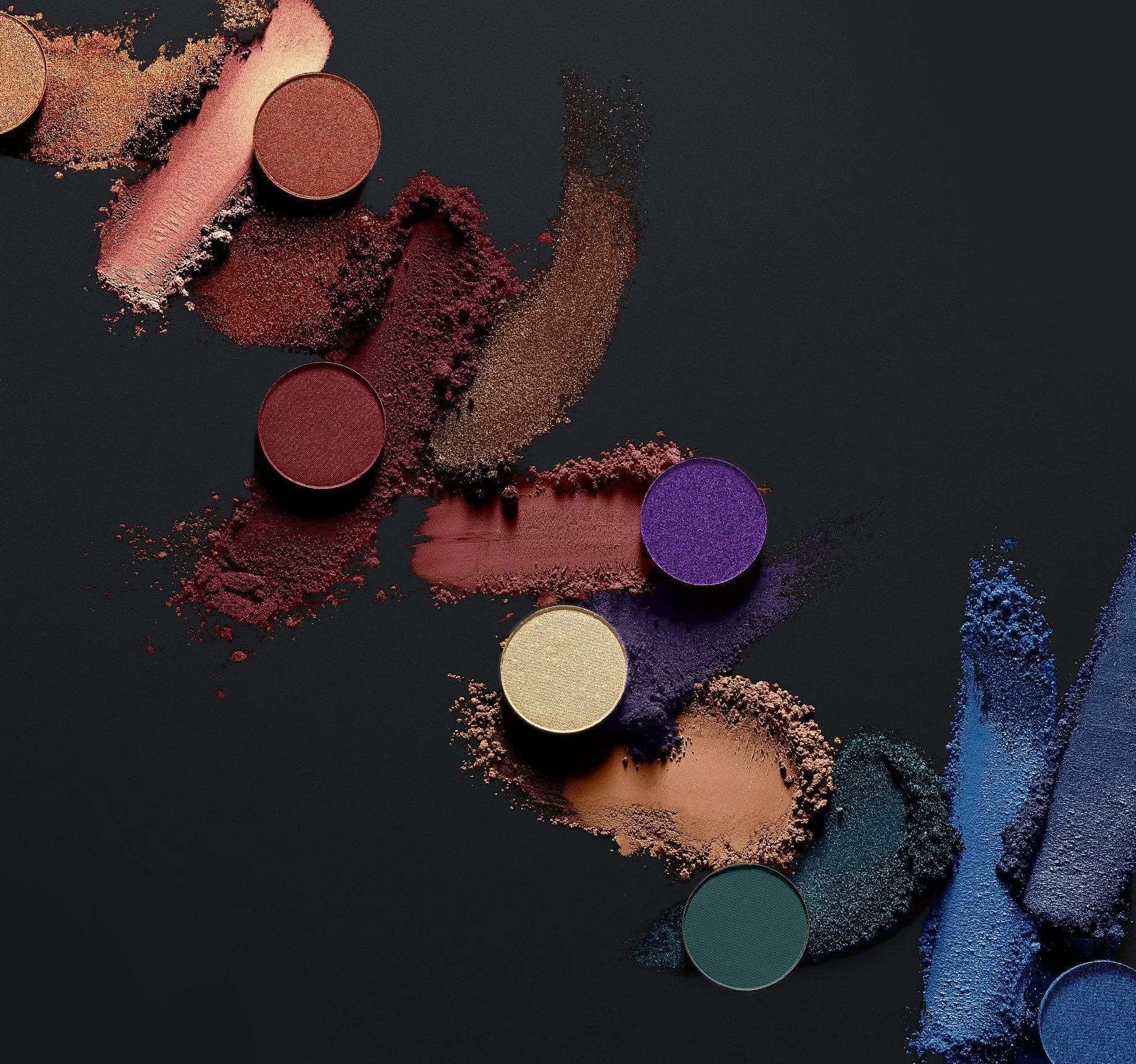 35V STUNNING VIBES ARTISTRY PALETTE