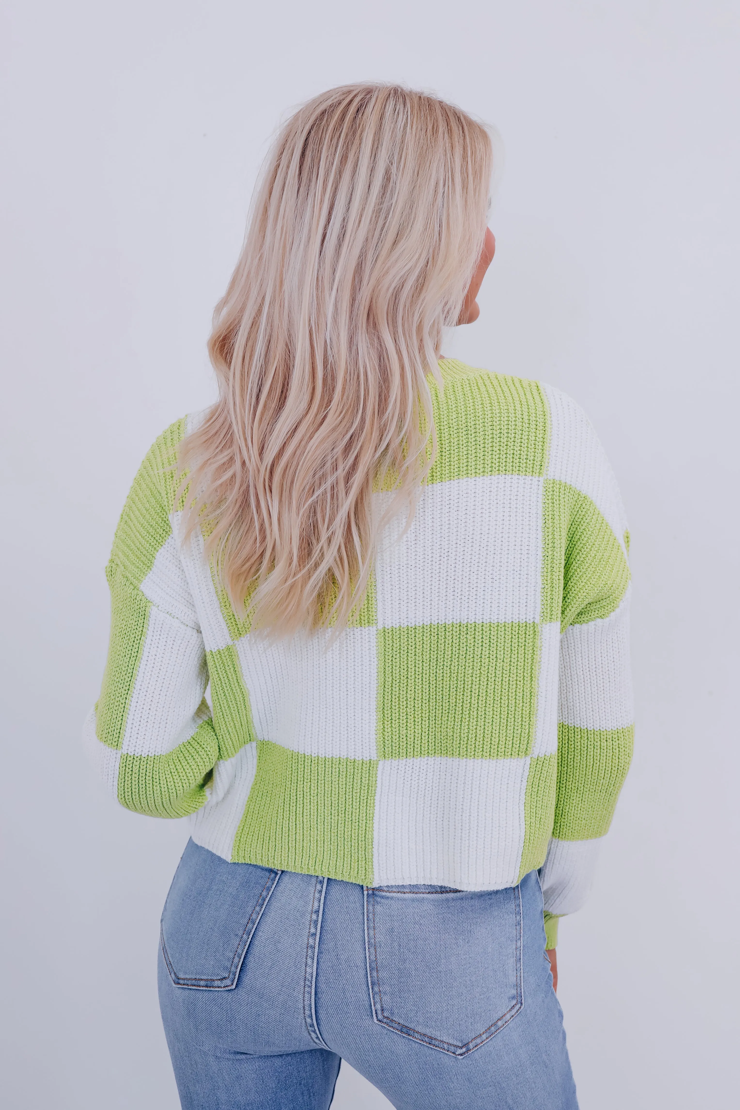 Charming Checkered Cropped Sweater - Lime