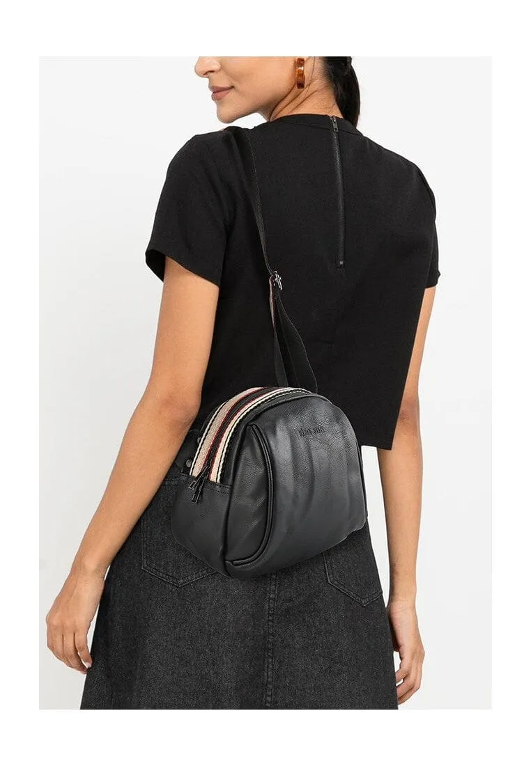 Distressed Leather Pouch Trim Crossbody Bag - Black