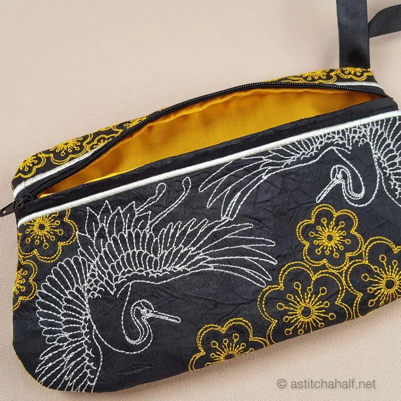 Japanese Crane ITH Wrist Purse