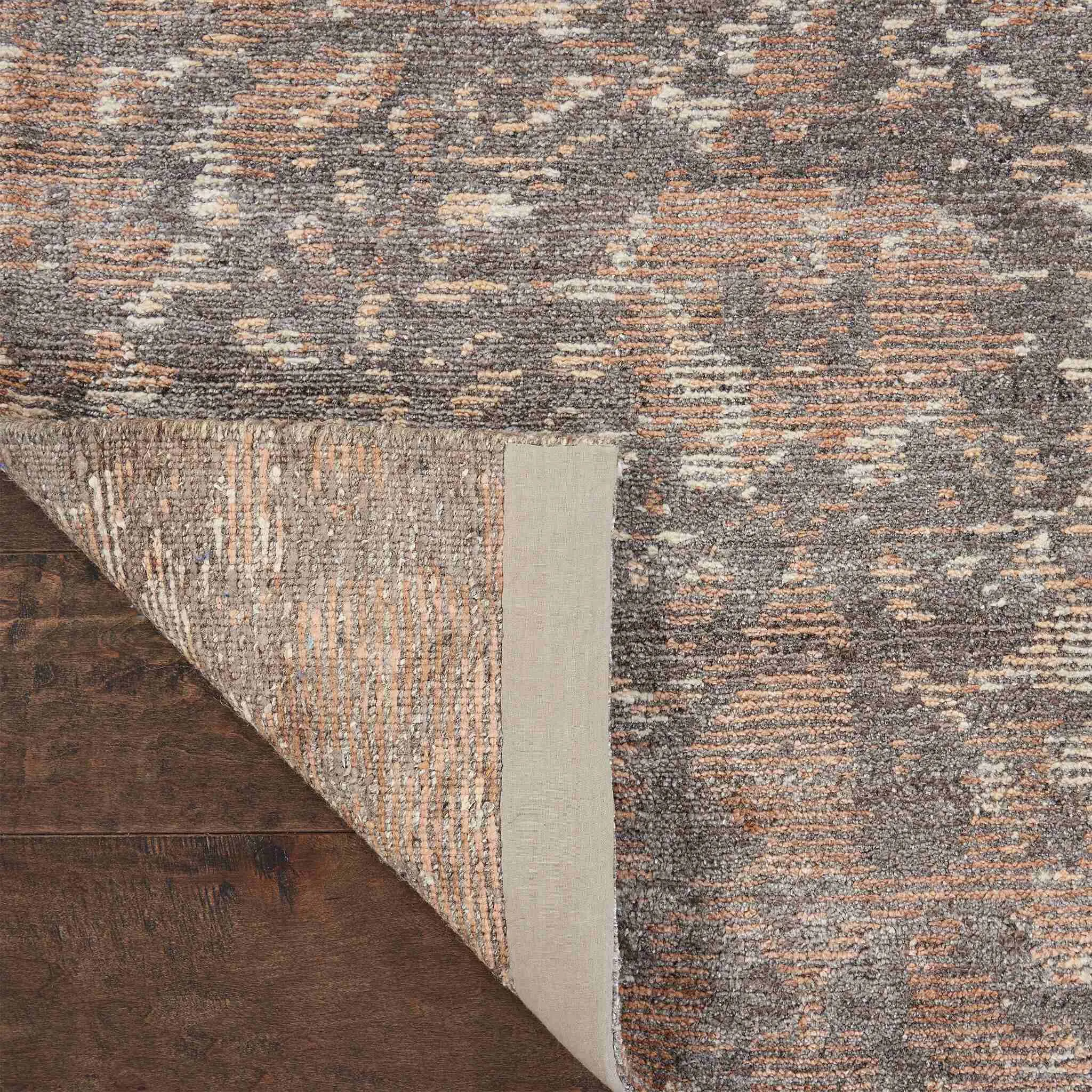 Lucent LCN02 Vintage Inspired Rug