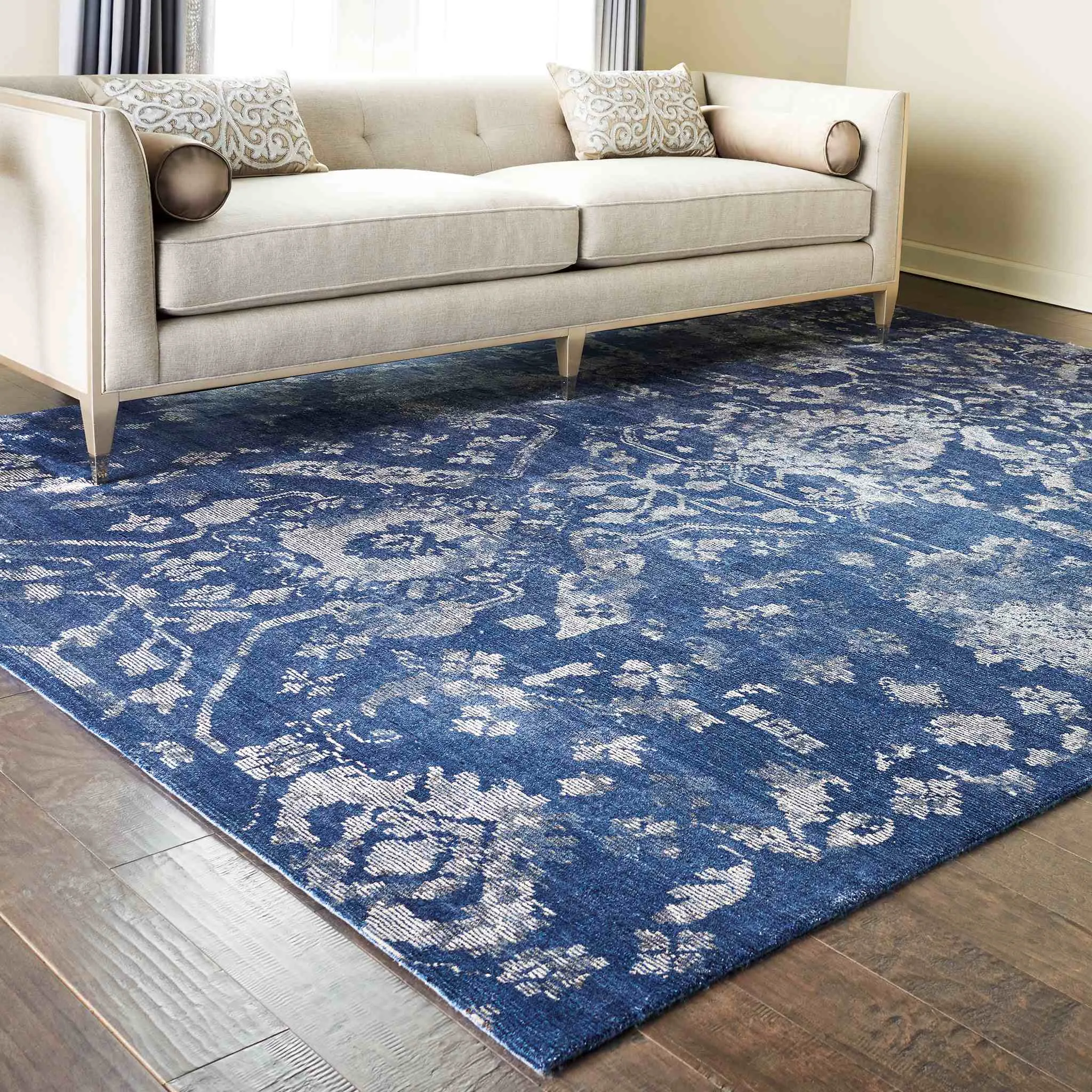 Lucent LCN06 Vintage Inspired Rug