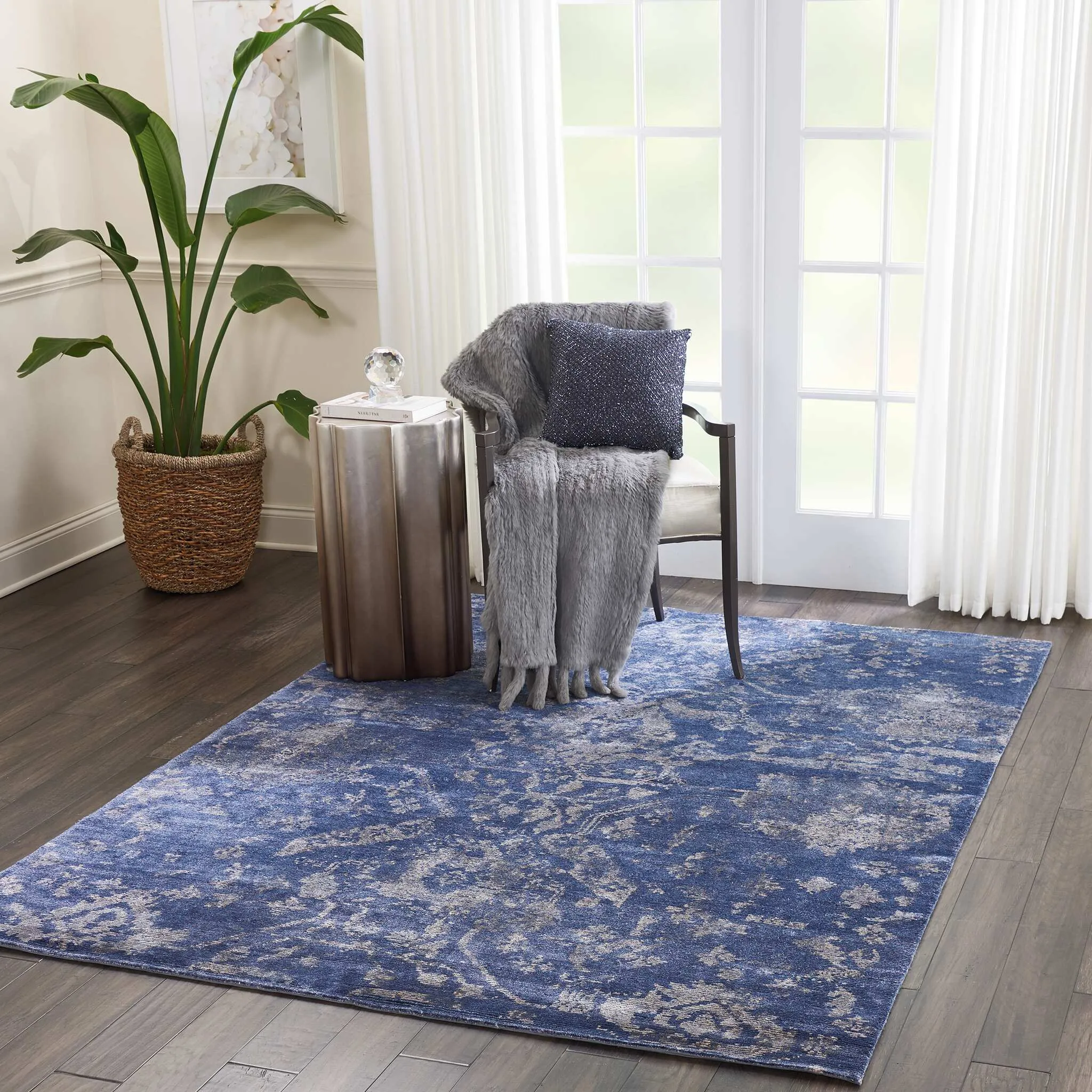 Lucent LCN06 Vintage Inspired Rug