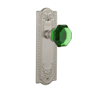 Meadows Long Plate with Emerald Waldorf Knob in Satin Nickel