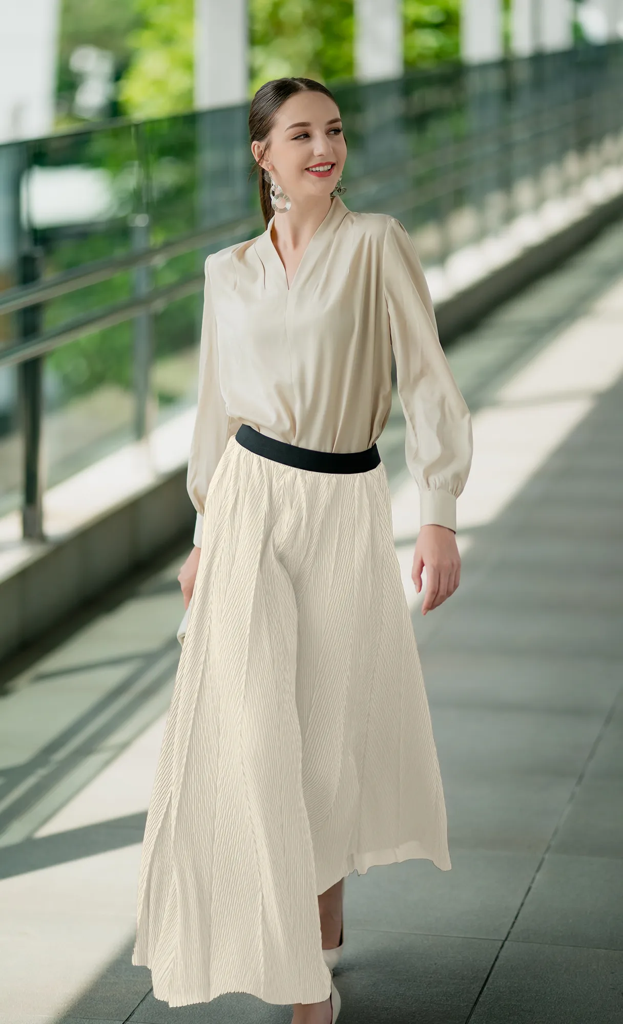 Miss Plush Skirt in Lucent White