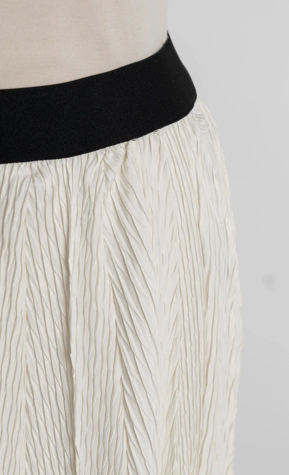 Miss Plush Skirt in Lucent White