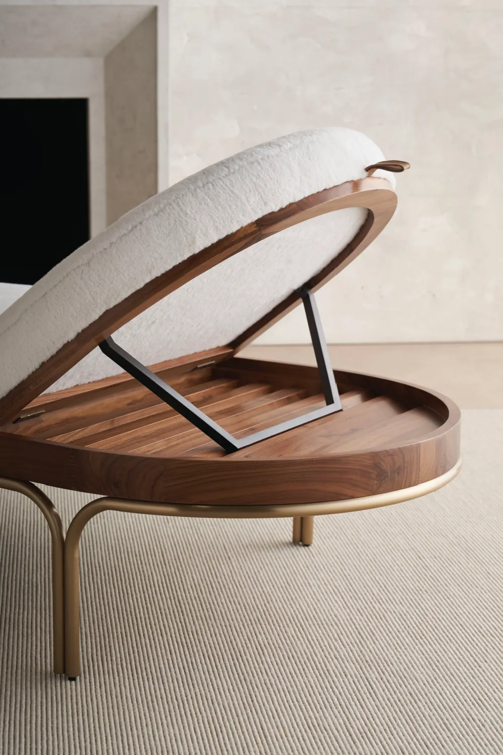 Modern Reclining Chaise Lounge | Caracole Rhythm