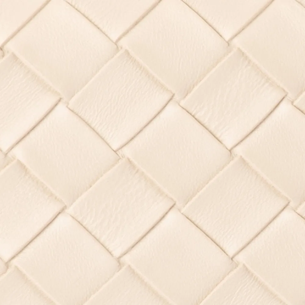 OB4817 AISHA EMBOSSED CLUTCH