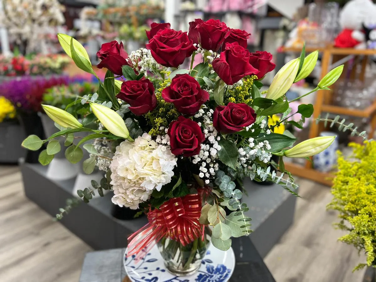 Precious Bloom Dozen