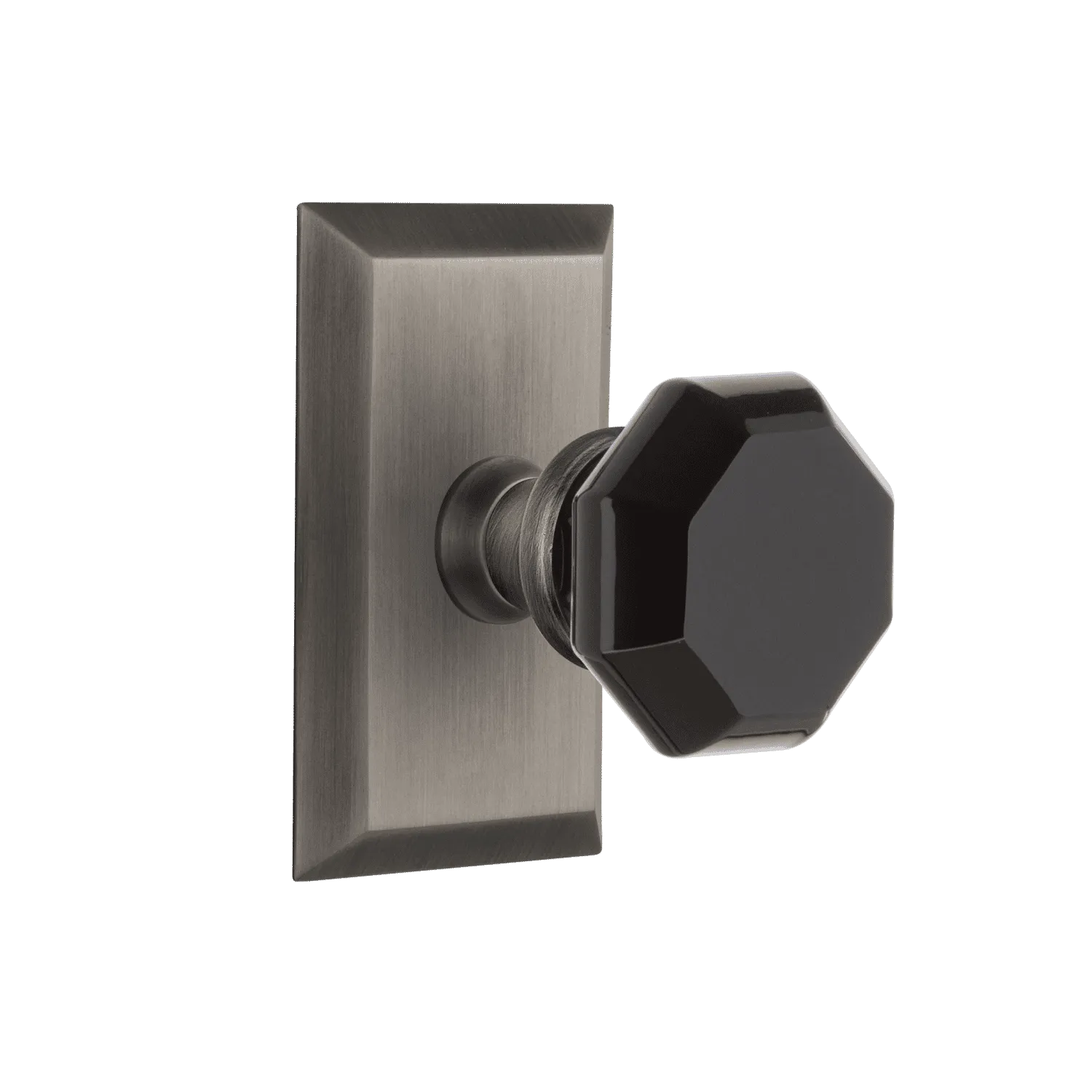 Studio Short Plate with Black Waldorf Knob in Antique Pewter