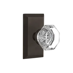 Studio Short Plate with Waldorf Knob in Oil-Rubbed Bronze
