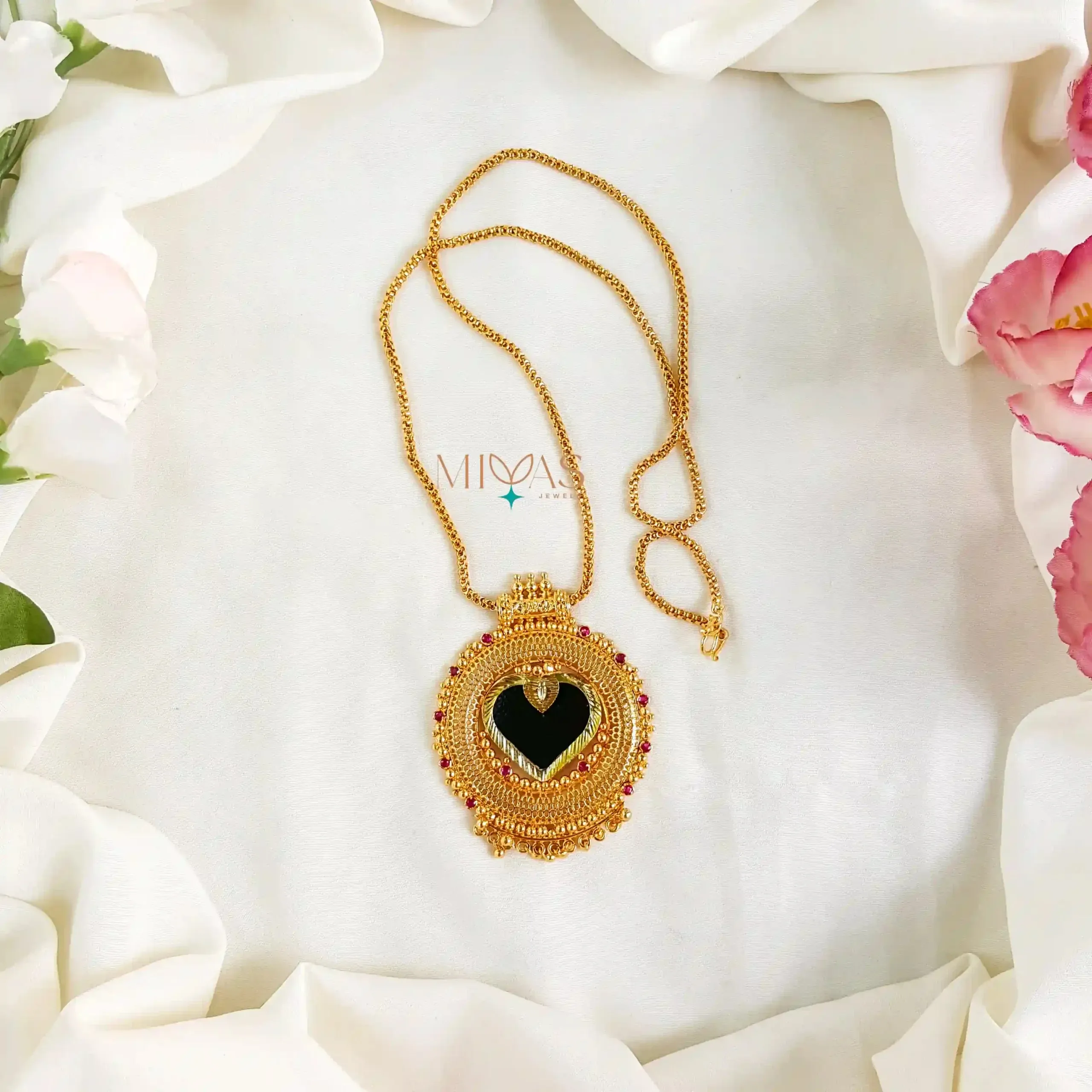 Stunning Heart Palakka Pendant Chain