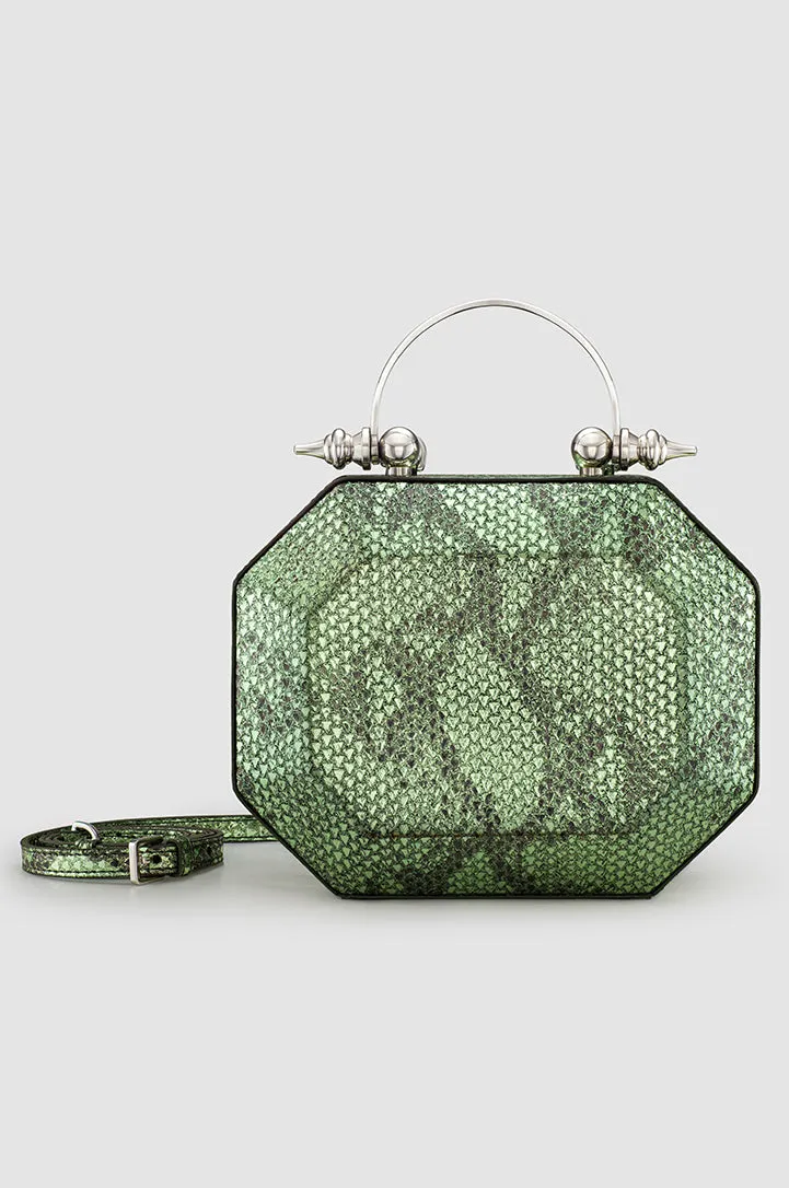 The Kamelia Clutch