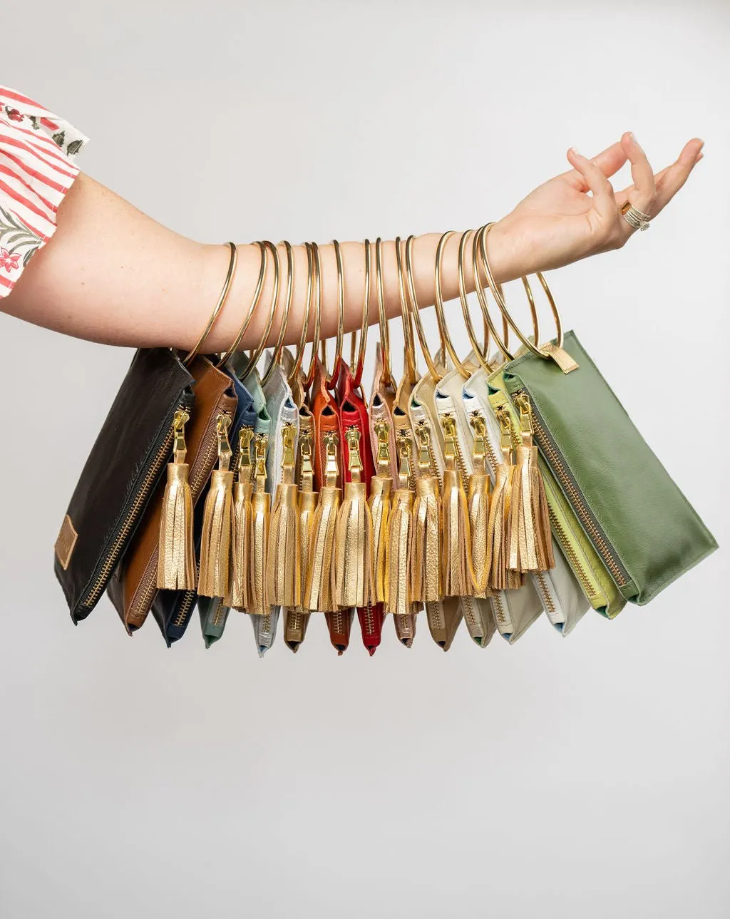 The Metal Ring Wristlet | Seafoam